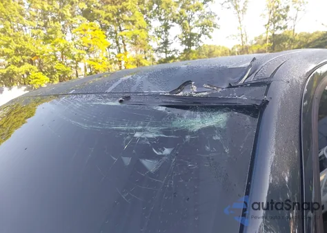 2025 Ram 1500 Laramie 4X4 5'7 Box from USA, damaged, VIN 1C6SRFJP1SN737900